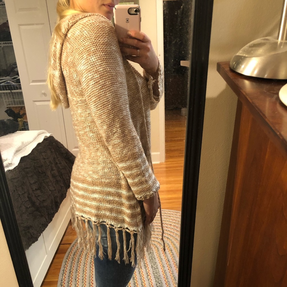 FALL SWEATER - Picture 3 of 3